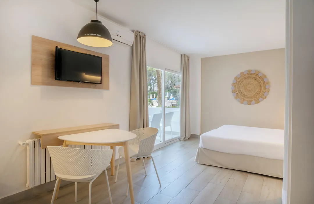 Sol Lunamar Palmanova Apartamentos - Adults Only-1